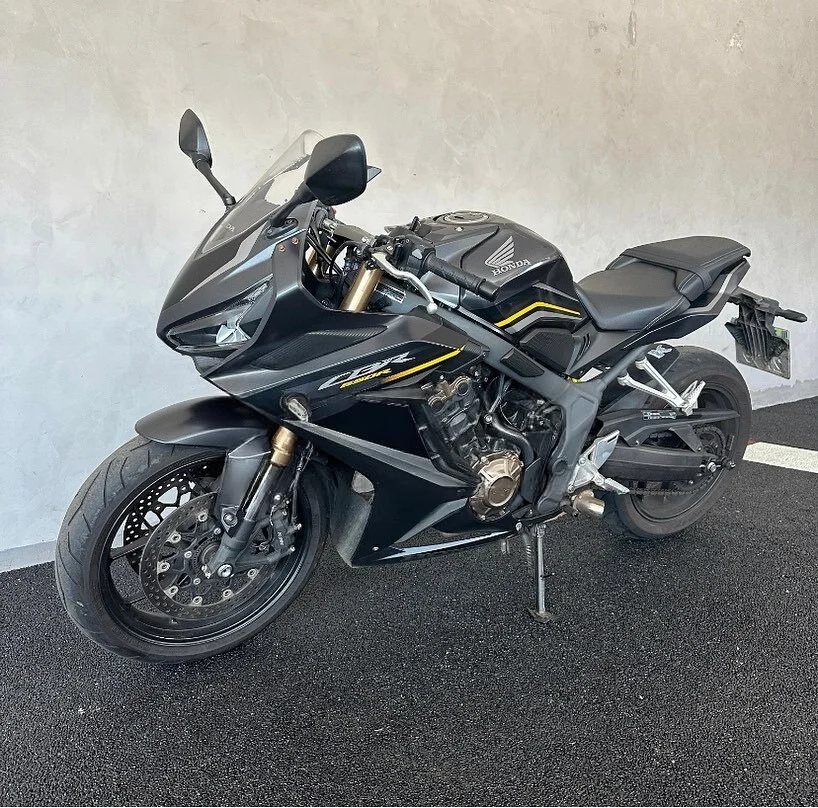 HONDA CBR 650R 2023 - FUNC.