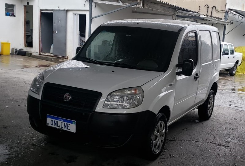 Fiat Doblò Cargo 1.4 Flex 2011 – Branca – Gasolina/Álcool – Funcionando
