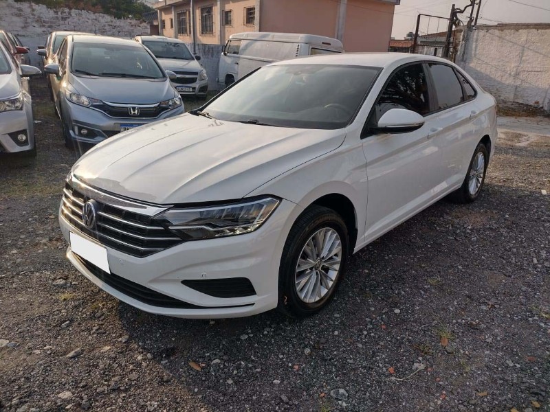 Volkswagen Jetta Comfortline 250 TSI 1.4 Flex 2019 – Branca – Gasolina/Álcool – Funcionando