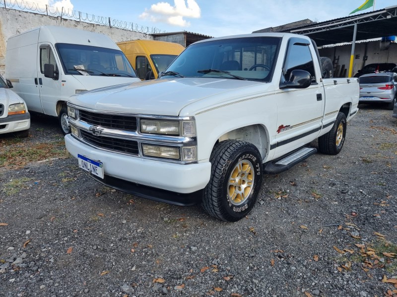 Chevrolet Silverado 4.1 Diesel 1997 – Branca – Diesel – Funcionando