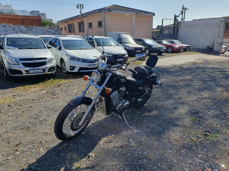 Honda VT 600 C Shadow 2001/2002 – Preta – Gasolina – Funcionando
