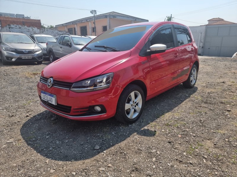 Volkswagen Fox Rock in Rio 1.6 Mi Total Flex 8V 5p 2015/2016 – Vermelho – Flex (Álcool/Gasolina) – Funcionando
