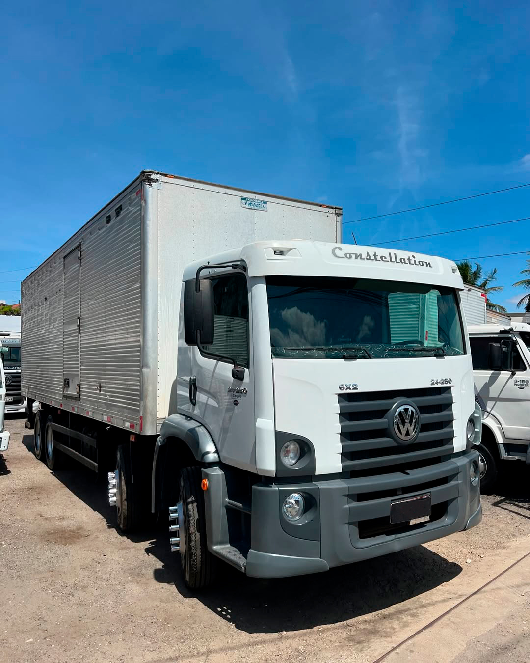  Volkswagen 24.250 BiTruck 2011/2012 - Funcionando