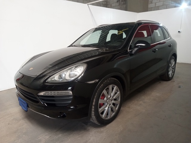 Porsche Cayenne S 4.8 V8 2011 - Funcionando 