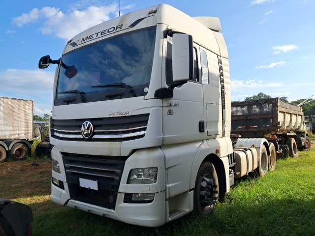 VOLKSWAGEN 28.460 METEOR 6X2 2020/2021
